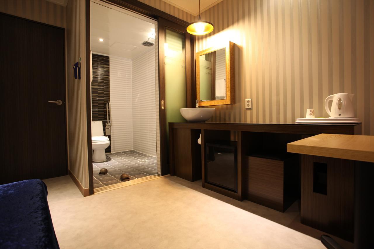 Gimpo Lineplus Hotel מראה חיצוני תמונה